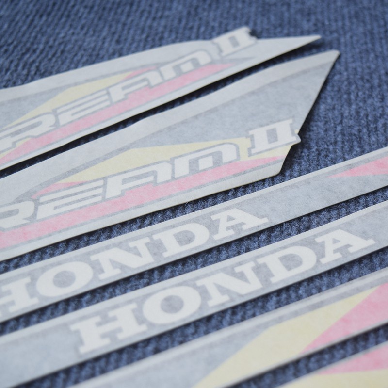 Tem xe DREAM thái Hồng kèm tem thông số [ LOẠI CAO CẤP ] Tem hàng đẹp lắp được cả dream thái và dream việt các đời