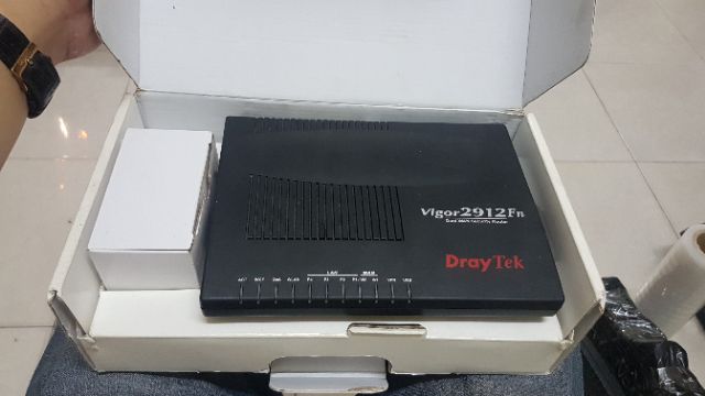 draytek vigor 2912fn like new bảo hành tháng 3/2020