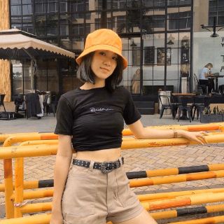 Croptop dây rút thêu