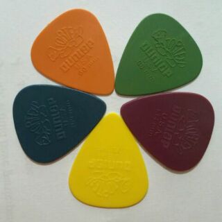 Pick guitar