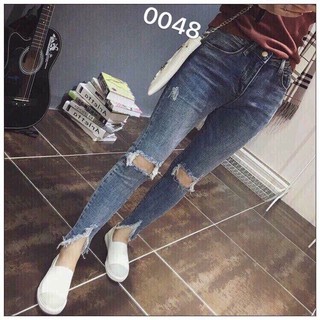 Quần Jean Nữ Rách Gối Gấu Rách Tua