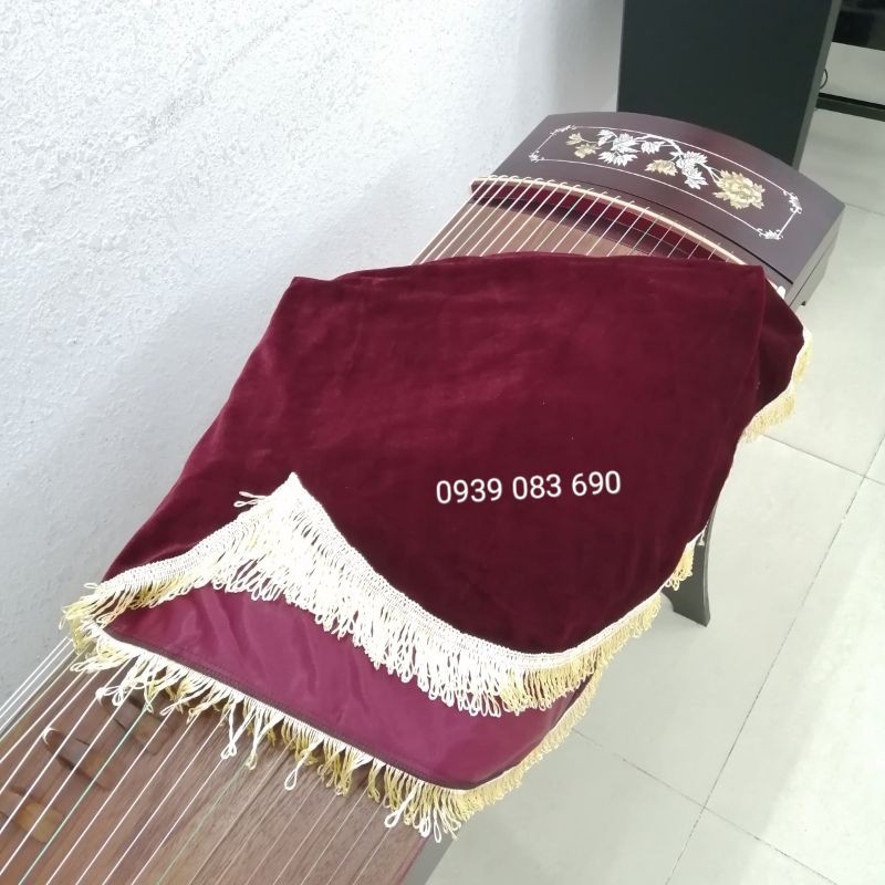 Khăn phủ đàn Cổ Tranh, Đàn GUZHENG