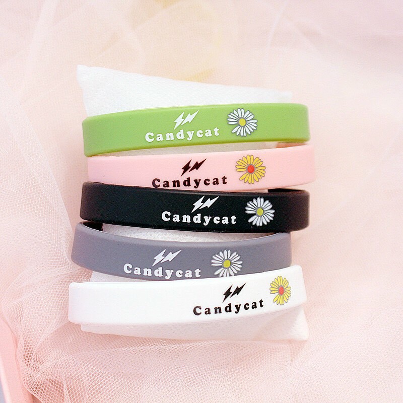 Vòng tay nam nữ Candycat hoa cúc cdhc1 nhiều màu hot trend v1cy