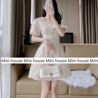Váy gấm xốp cổ tim cúc ngọc