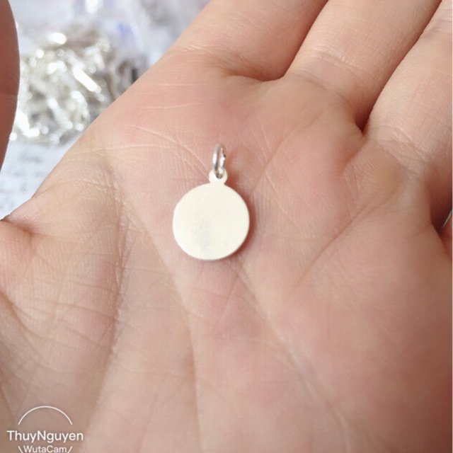 Thẻ tên tròn treo khắc tên theo yêu cầu