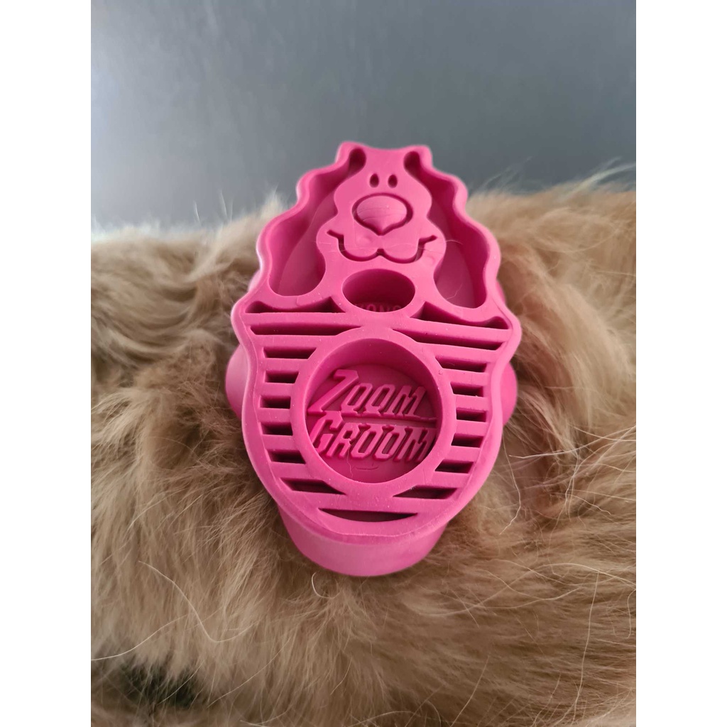 Bàn Chải Lông Cho Cún Kong ZoomGroom Size To 2 Màu Xanh Hồng