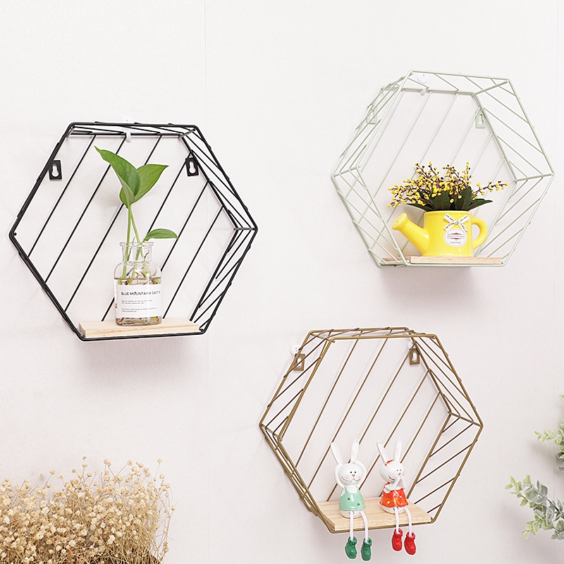 khung sắt lục giác trang trí nội thất