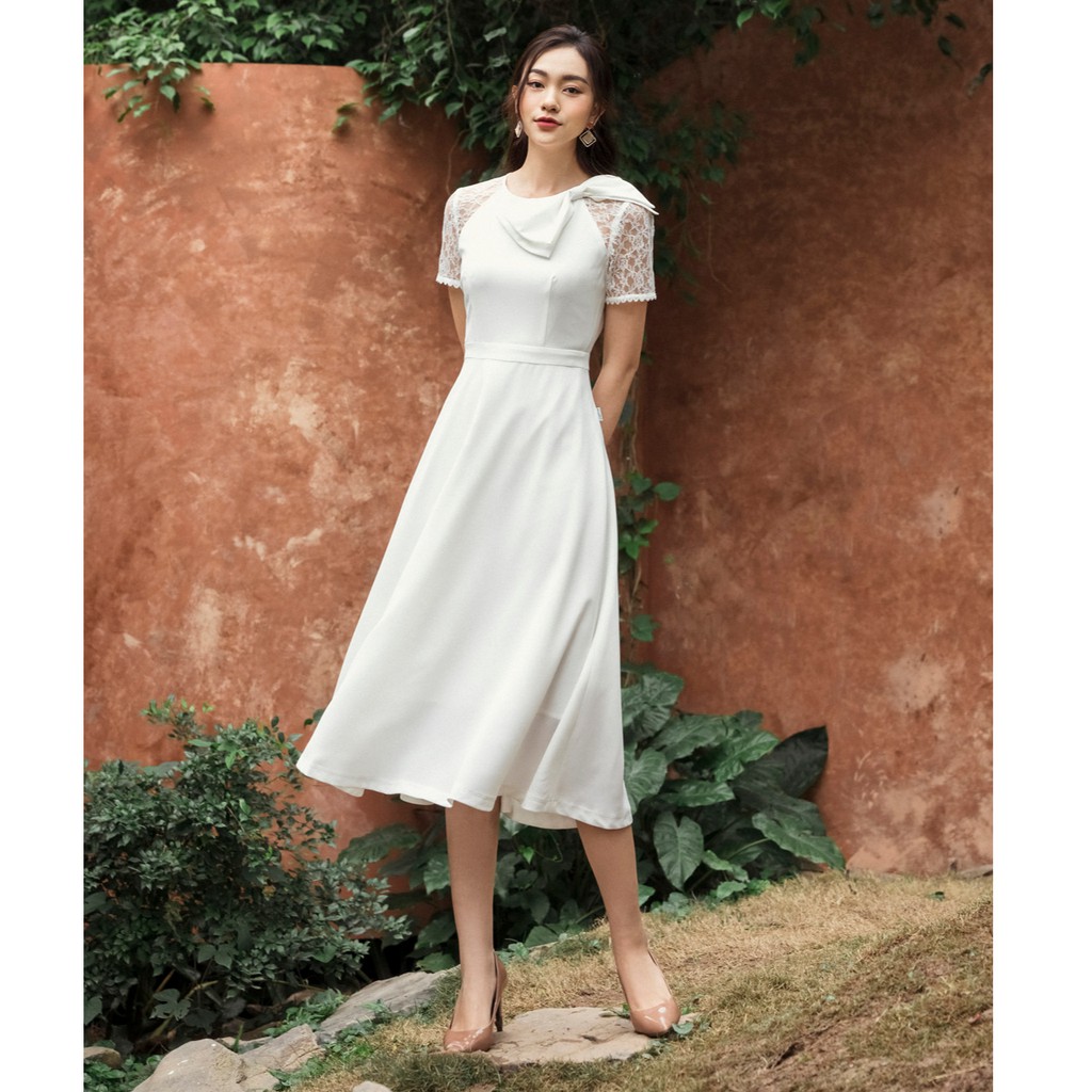 Đầm xòe đính nơ bản to ở cổ, tay phối ren Emspo DS3976