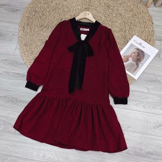 Váy dạ đỏ nơ đen dành cho nữ