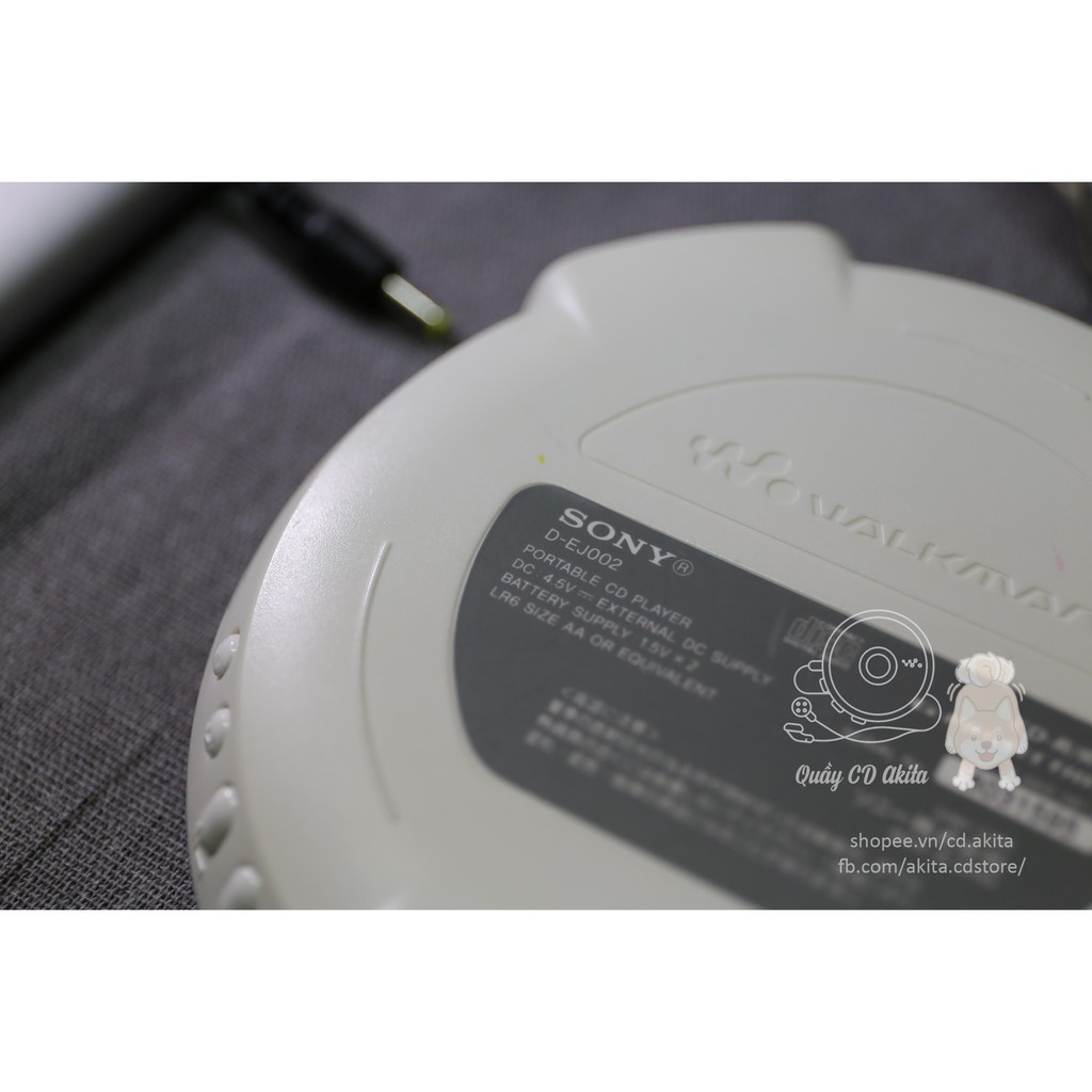 Máy nghe đĩa CD Sony Walkman D-EJ002 màu trắng
