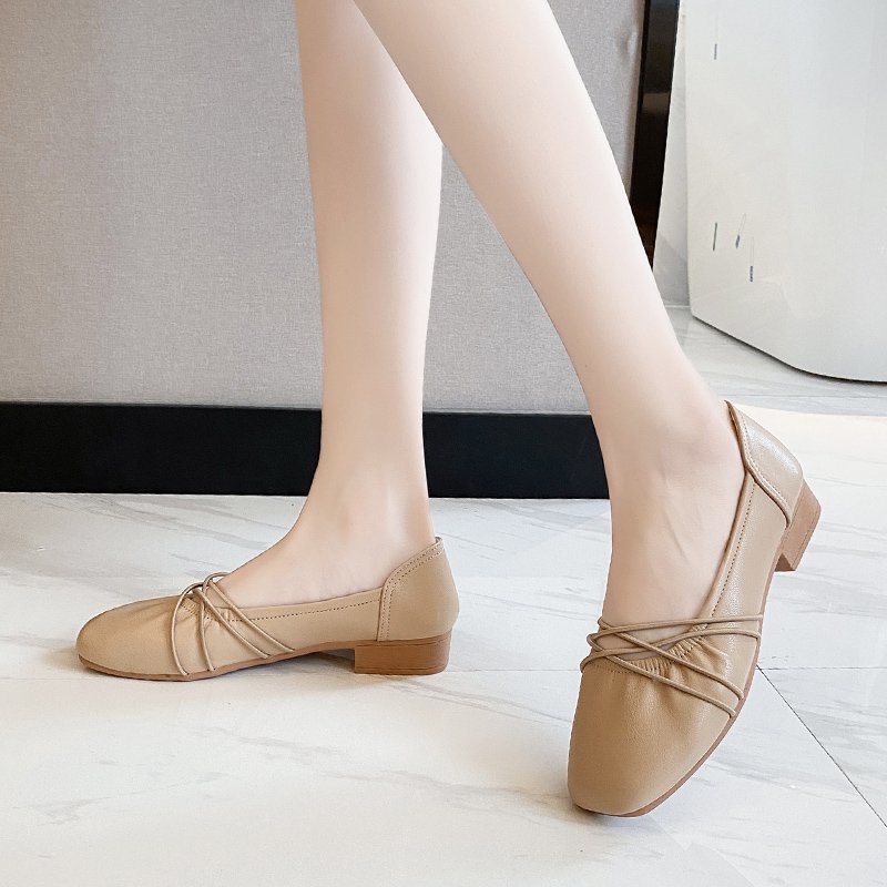 Giày IELGY đế dày mũi vuông dễ phối đồ thời trang cho nữ