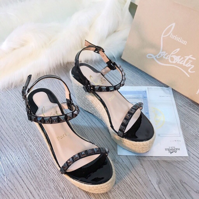 Sandal đế xuồng vân cói