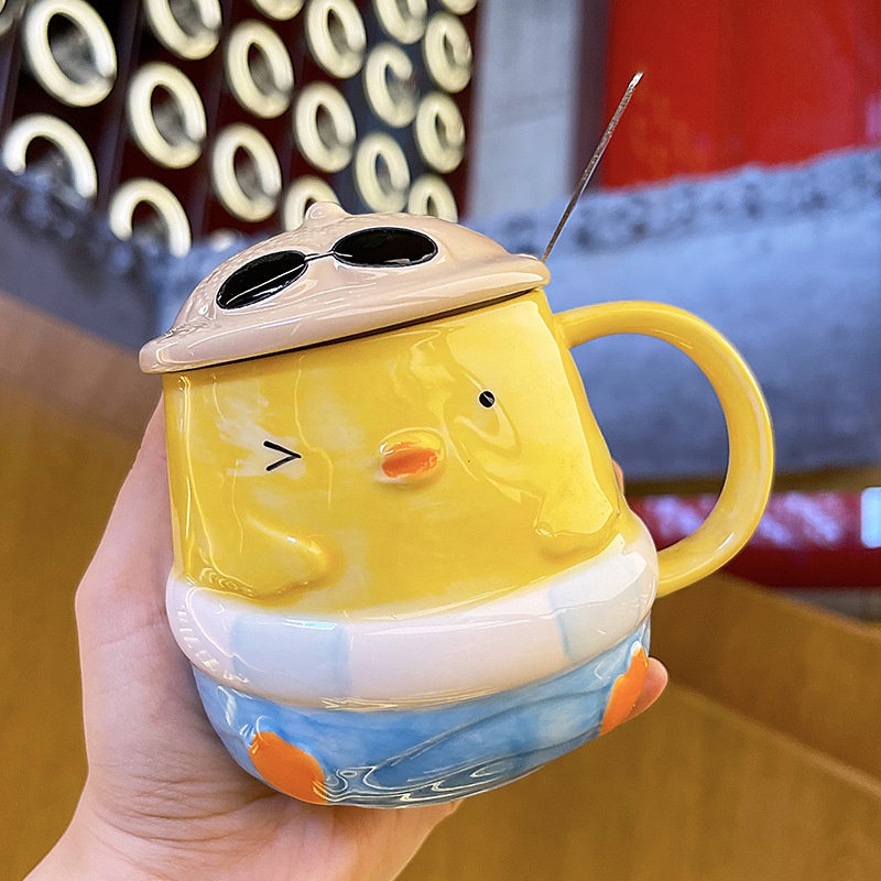 Ly Uống Nước Bằng Gốm Sứ Có Nắp Hình Chú Gà Con Dễ Thương