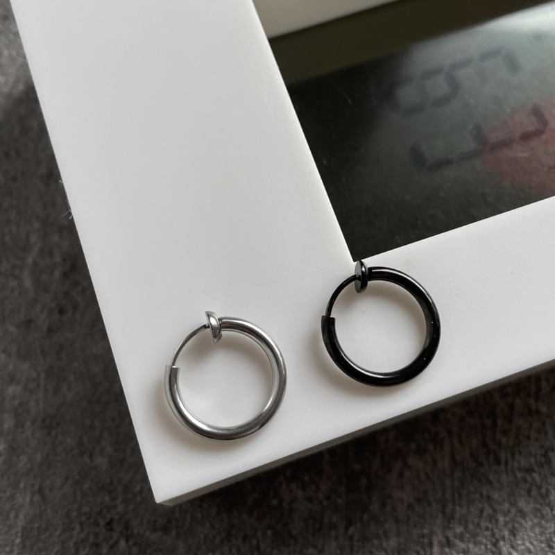 Bông Tai Dạng Kẹp Chất Liệu Thép Titan Phong Cách Thời Trang 19179