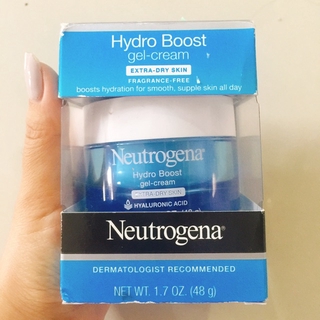 Kem dưỡng ẩm dành cho da dầu và mụn . Neutrogena hydro boost gel cream.