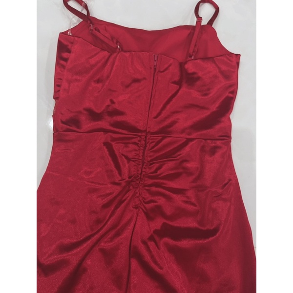 Đầm body lụa nhún hông xuất dư xịn