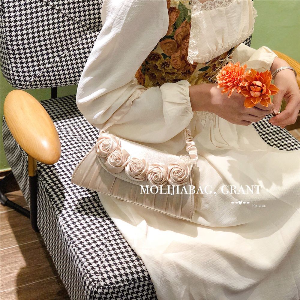 Túi Đeo Chéo Họa Tiết Hoa Phong Cách Retro Cho Nữ