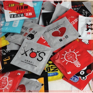 Khăn giấy ướt mini kiểu bao cao su mang theo du lịch (màu ngẫu nhiên)