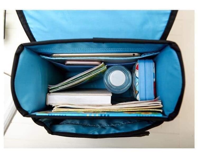 Balo chống gù lưng