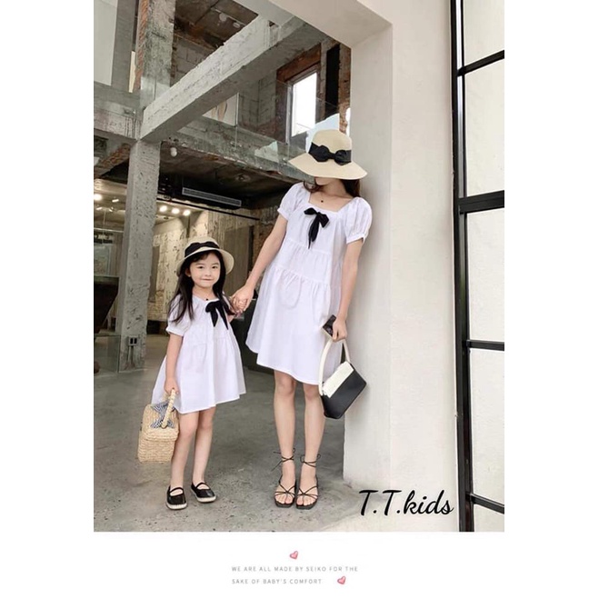 ĐẦM CÁCH ĐIỆU NƠ CỔ CHO BÉ