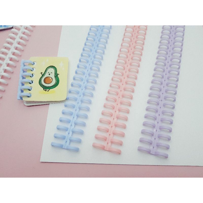 Còng sổ 30 lỗ bấm - màu pastel