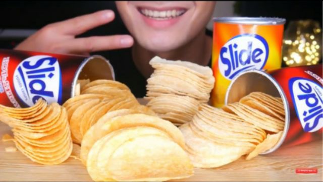 Lon bánh snack khoai tây lát Slide Kinh Đô 100g