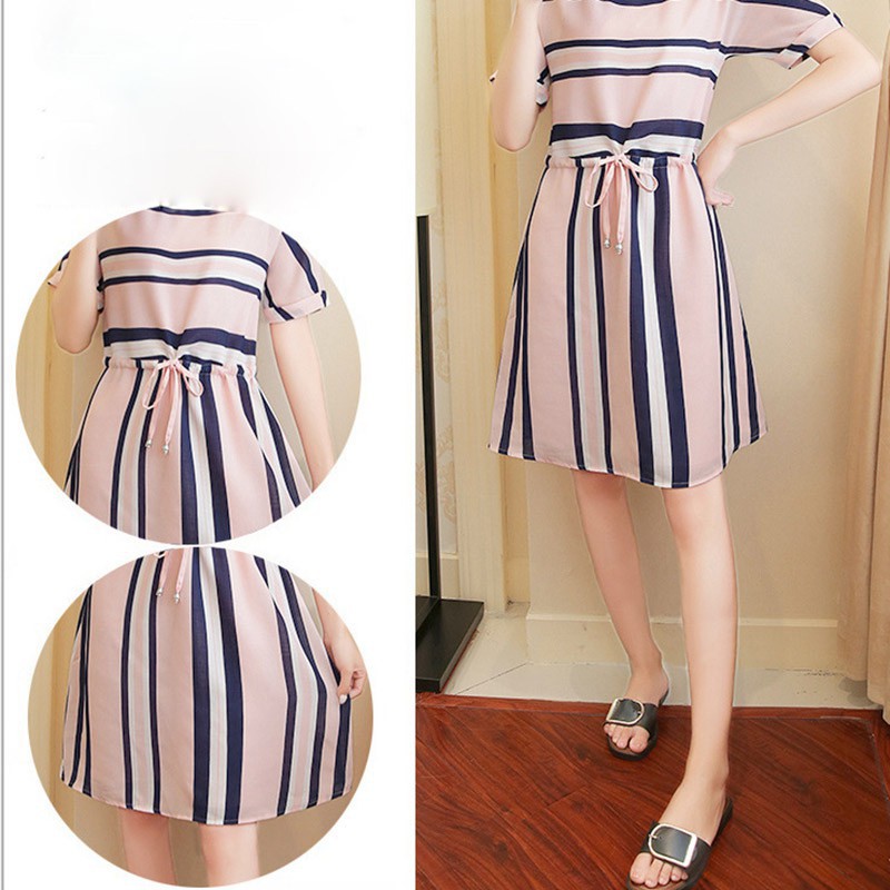 Đầm nữ cổ tròn kẻ sọc ngang có thắt nơ eo nữ tính | BigBuy360 - bigbuy360.vn