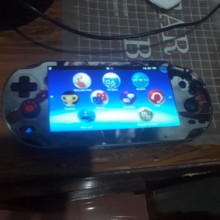 Máy chơi game PS Vita 1000