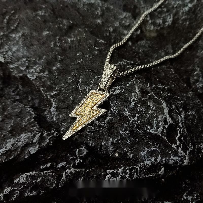 Vòng cổ Thép Titan Đính Kim Cương Phong Cách hip hop Đường Phố Cá Tính Cho Nam Và Nữ