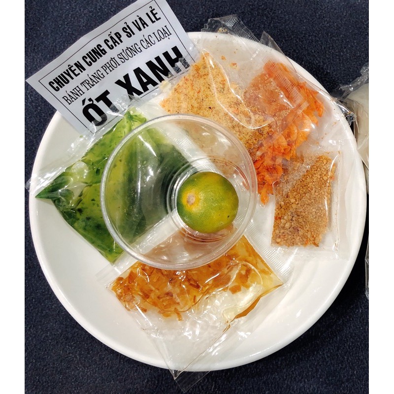 Bánh tráng chấm ỚT XANH