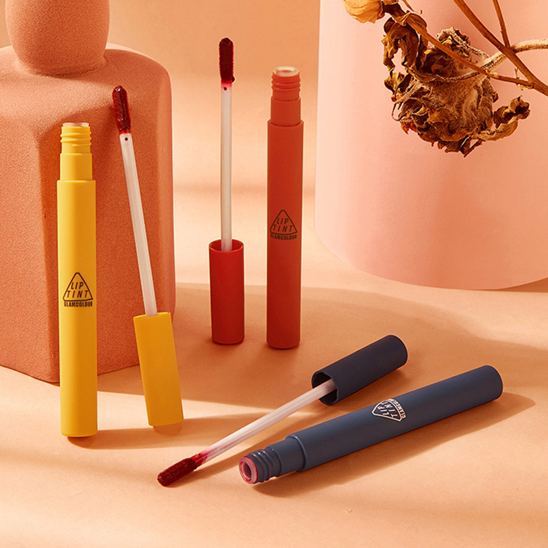 Son Kem Lì GlamColour Dùng Trong Trang Điểm