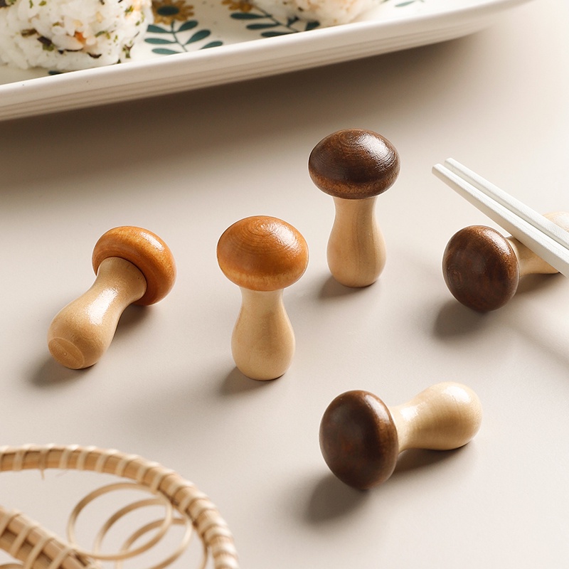 Set 2 giá đỡ đũa hình cây nấm bằng gỗ phong cách Nhật Bản dễ thương