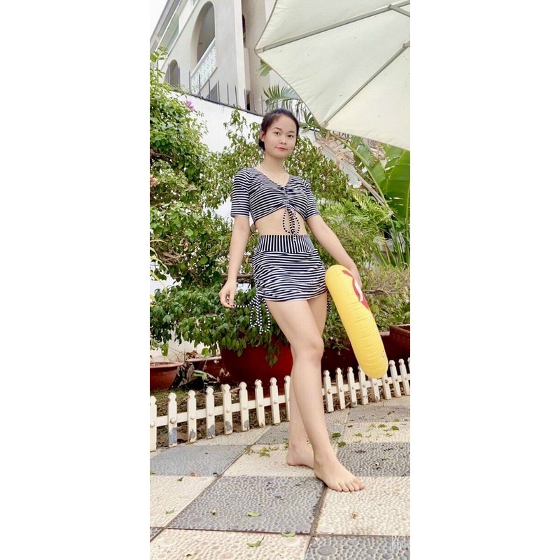 Bikini biển 2 mảnh ❤️ Siêu hót ❤️ Đồ bơi tay ngắn phối quần đùi váy nhún 2 bên | BigBuy360 - bigbuy360.vn
