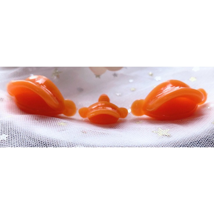 Mỏ vịt bằng nhựa