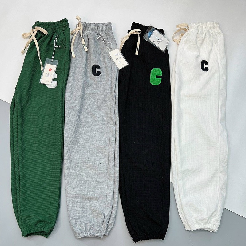 Quần bom nữ chữ C vải tổ ong dày dặn unisex phong cách thể thao cạp chun bo gấu 4 màu xanh be đen trắng M913