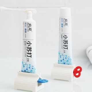 Dụng cụ nặn kem đánh răng thông minh