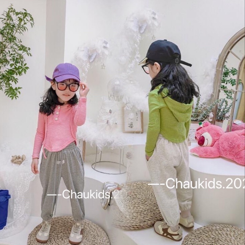 Set tăm đũa mũ liền quần da cá cho bé gái