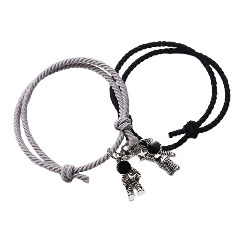 Set 2 vòng tay tình bạn từ tính hình phi hành gia dễ thương sáng tạo tùy chọn màu sắc