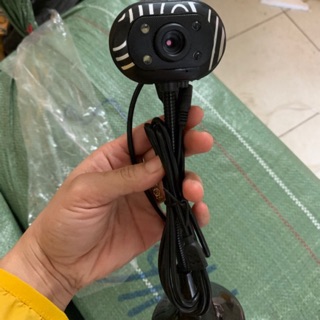 WEBCAM CHÂN CAO FULL HD CÓ ĐÈN LED.