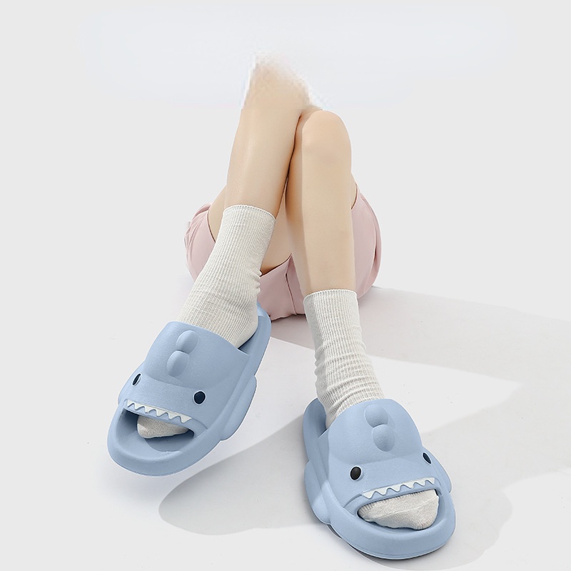 Dép Đi Trong Nhà Chống Trượt Hình Cá Mập Dành Cho Nam Và Nữ