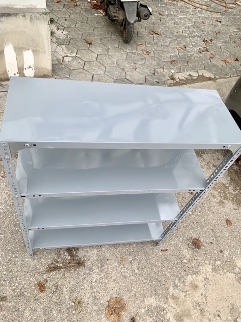 Kệ sắt v lỗ 4 tầng dài 100 rộng 40 cao 150