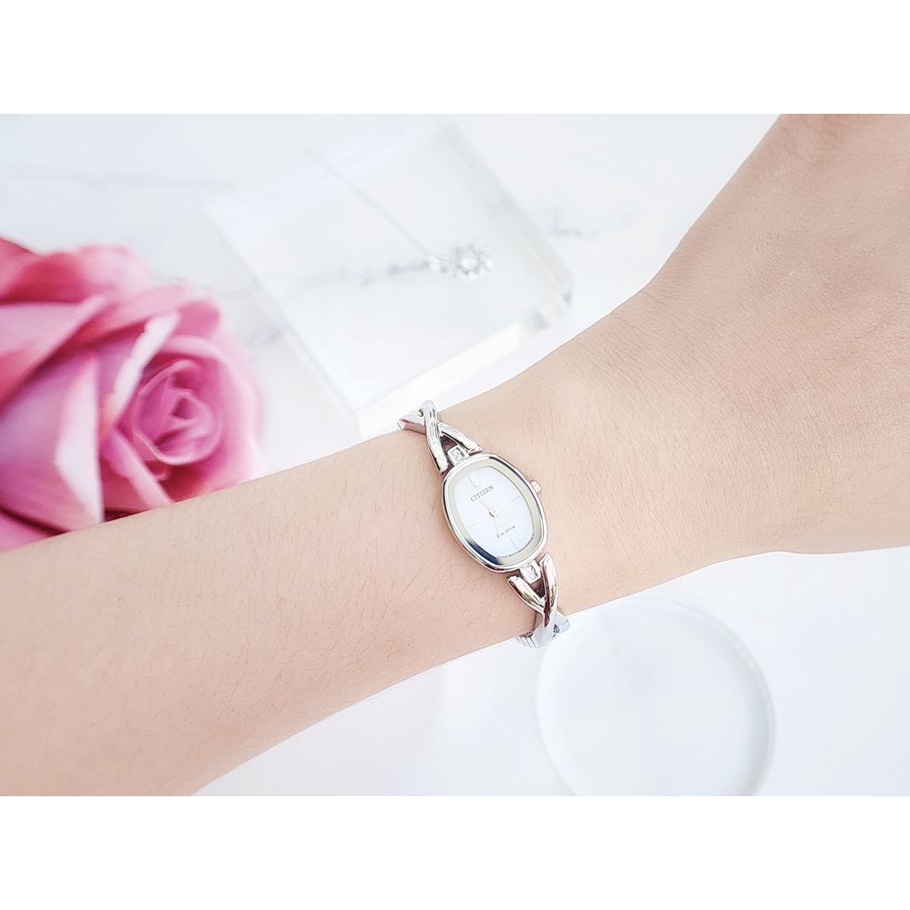 Đồng Hồ Nữ CITIZEN EX1410-53A ECO-DRIVE Lắc tay dây sắt trắng