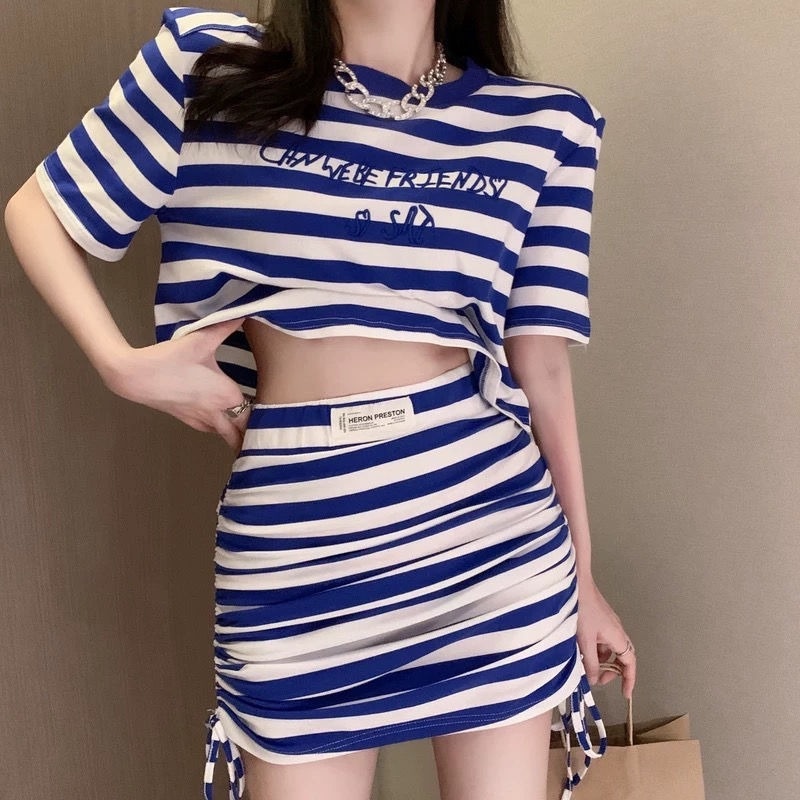 Set Đồ Thể Thao Áo Thun Ngắn Tay + Chân Váy Ngắn Thời Trang Mùa Hè Cho Nữ