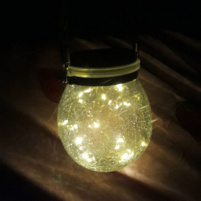 đèn trang trí hủ thủy tinh có dây treo xài năng lương mặt trời