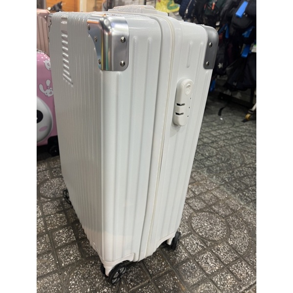 Vali bọc góc size 20 trắng