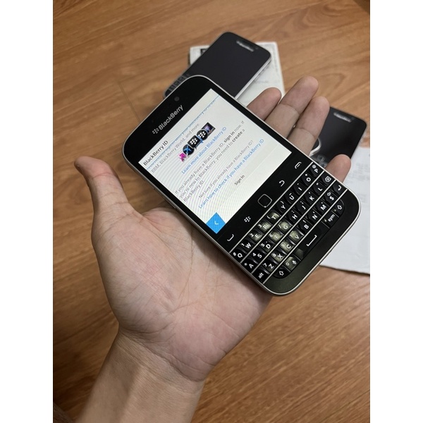BlackBerry Q20 nhập từ US, DE