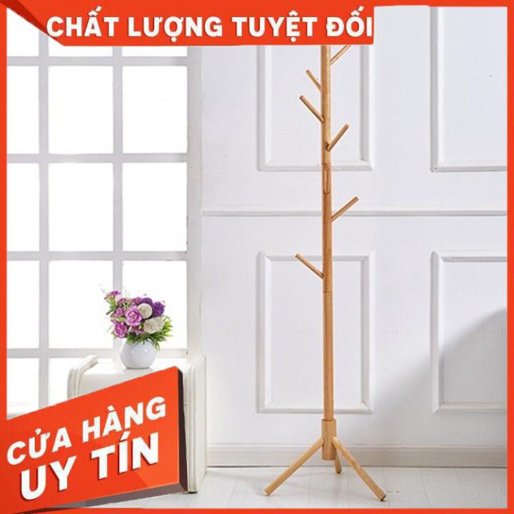 Cây treo quần áo bằng gỗ