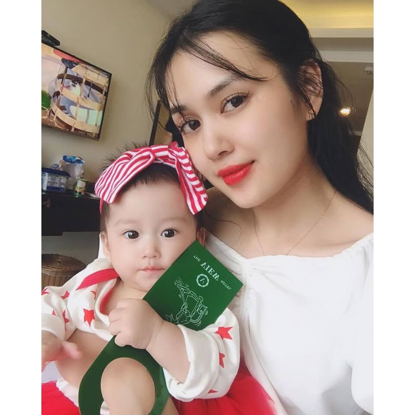 CHÍNH HÃNG |  Son hạnh nhân Lagumi chính hãng, không chì dành cho mẹ bầu