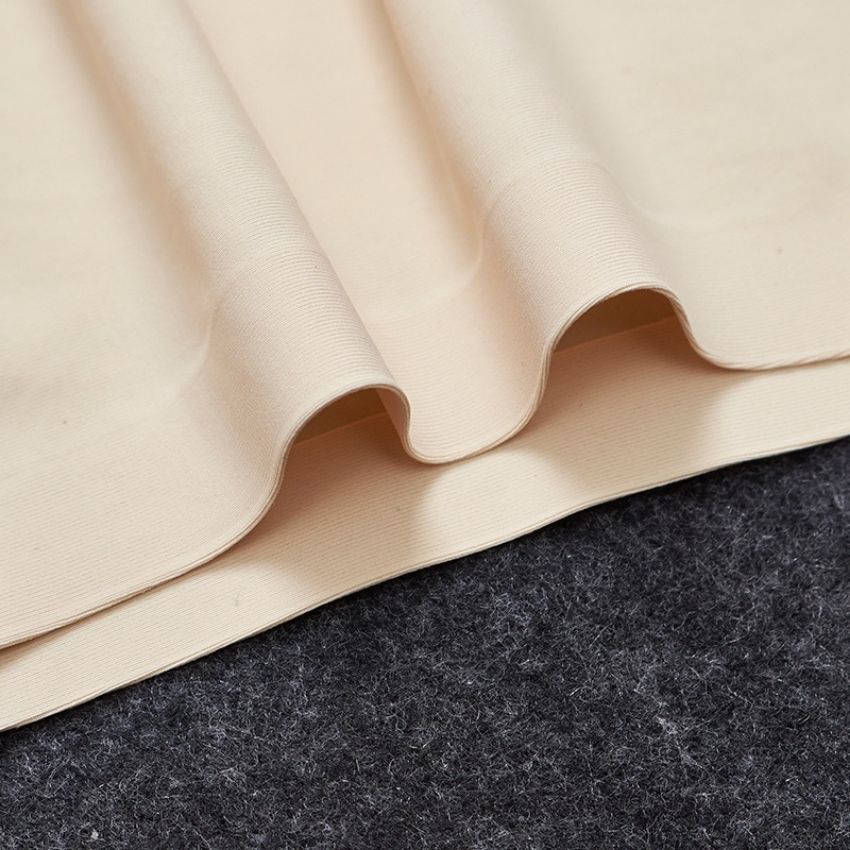 Quần lót nữ đúc su in hình môi không đường may mềm mại kháng khuẩn Q11