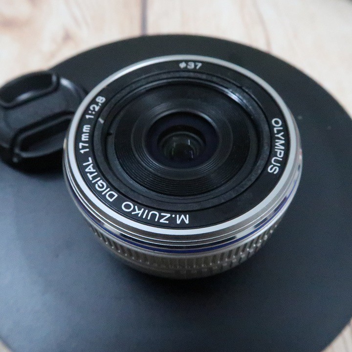 Ống kính Olympus M.zuiko 17f2.8